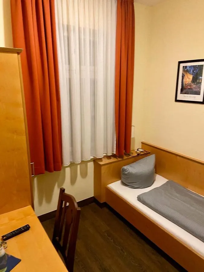 Hotel Münchner Hofbräu Coburg 3*,